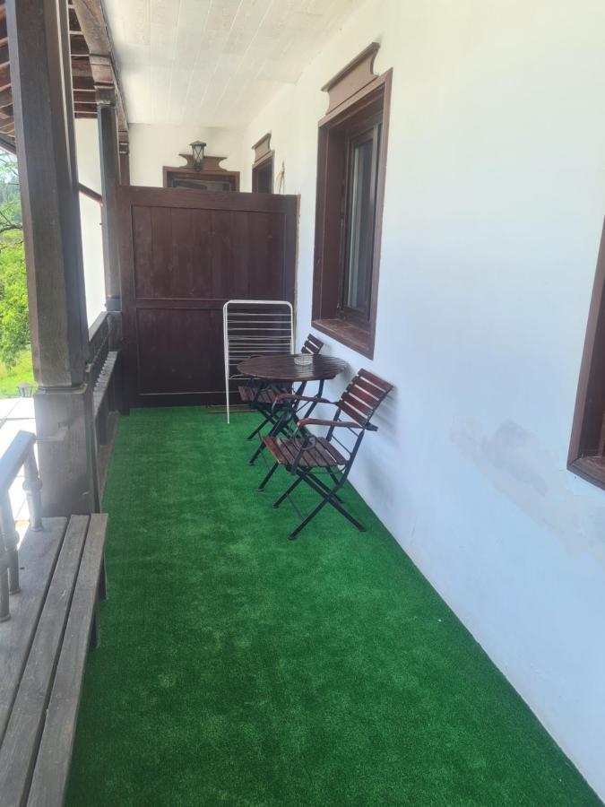 Complex Brashlyan Hotel Tryavna Exterior photo