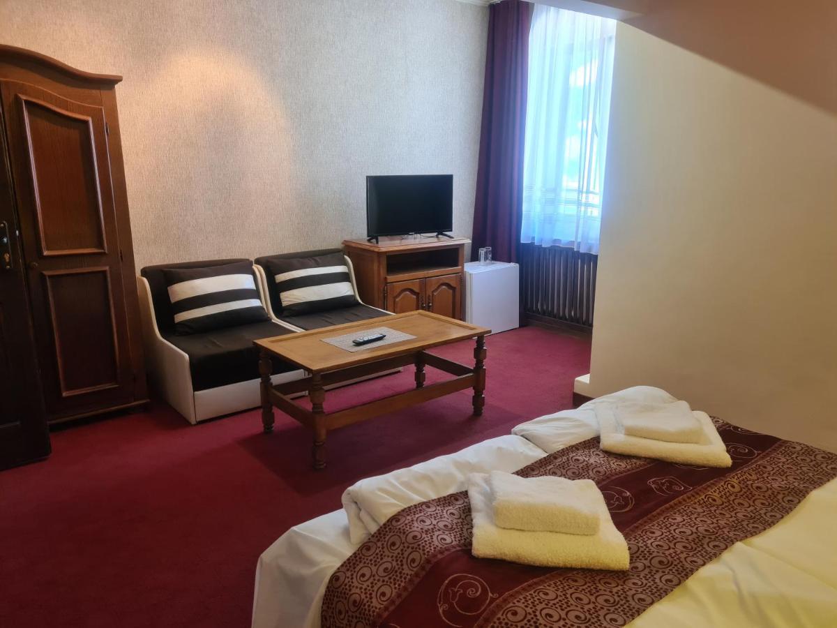 Complex Brashlyan Hotel Tryavna Exterior photo
