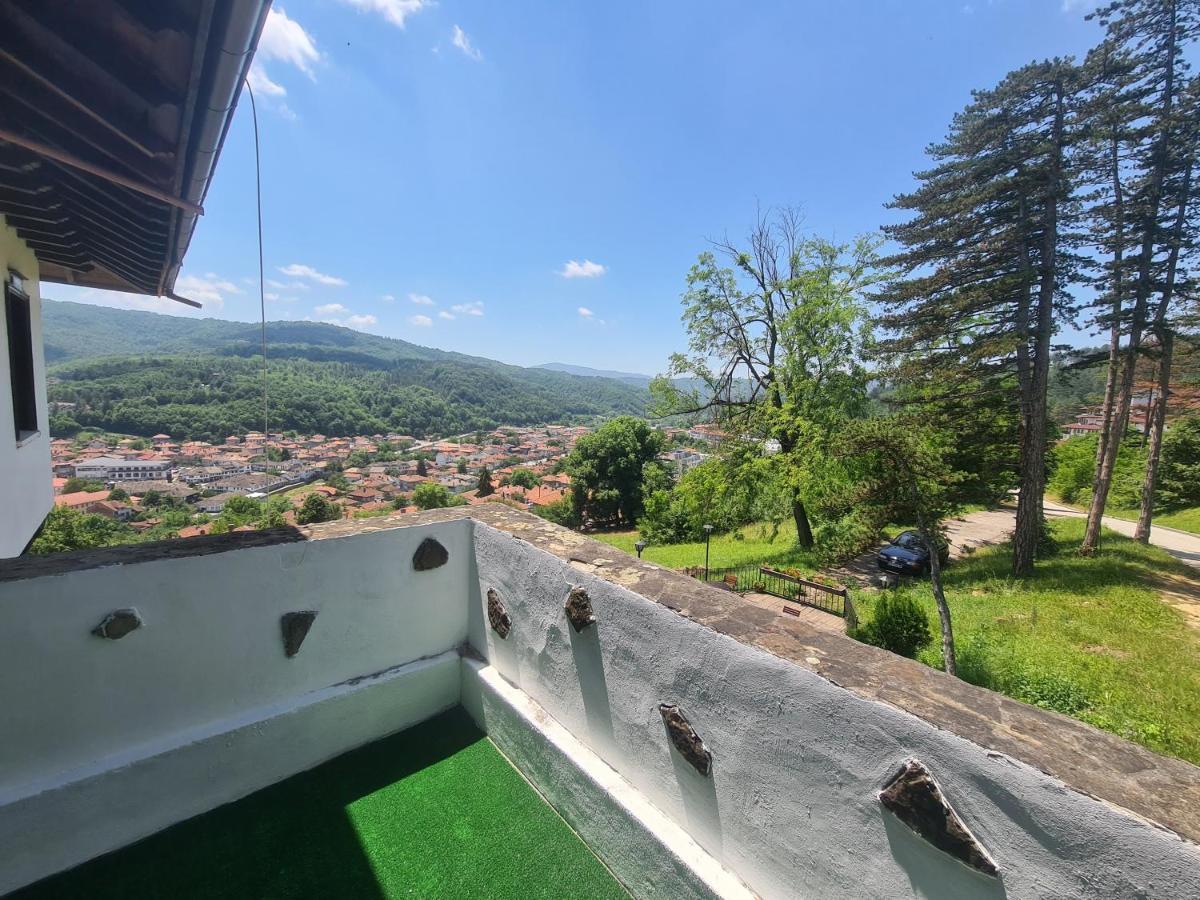 Complex Brashlyan Hotel Tryavna Exterior photo