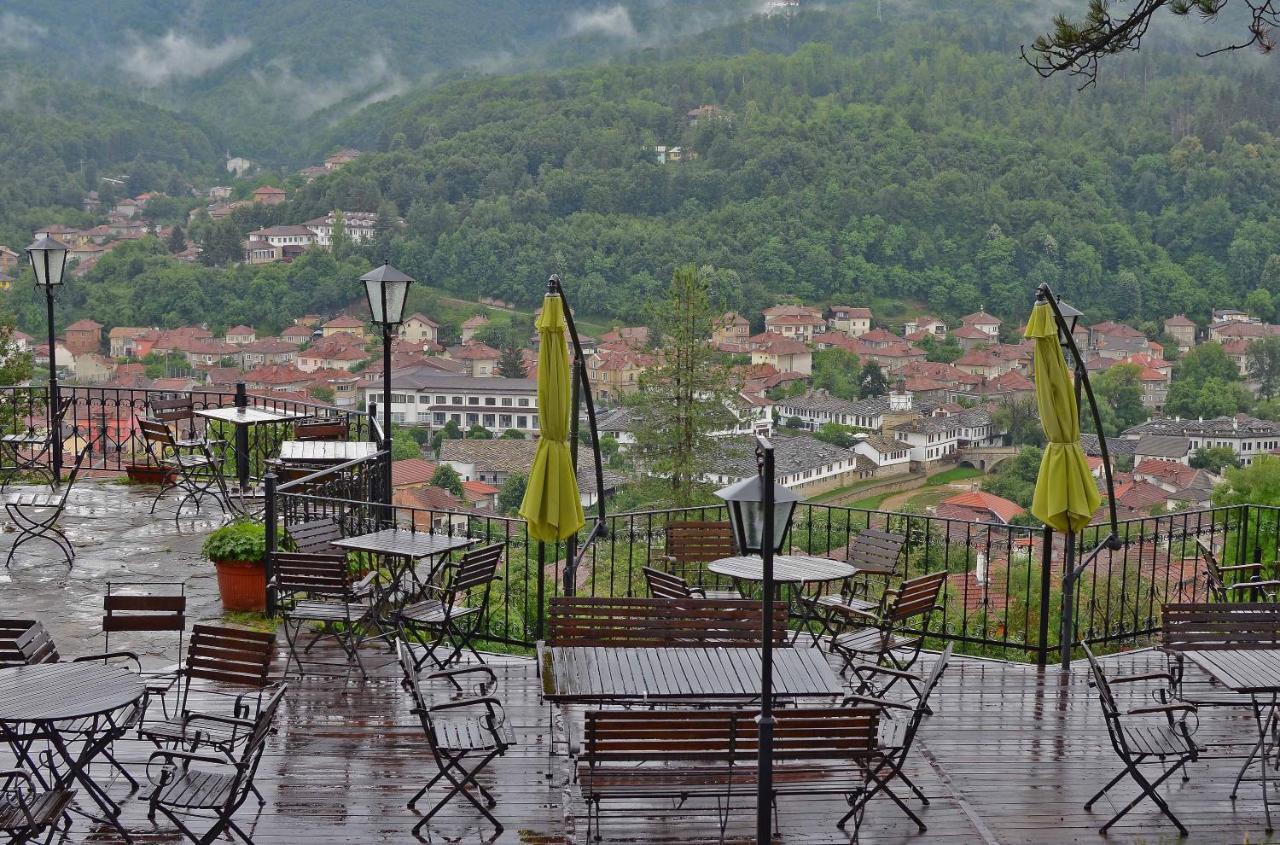 Complex Brashlyan Hotel Tryavna Exterior photo