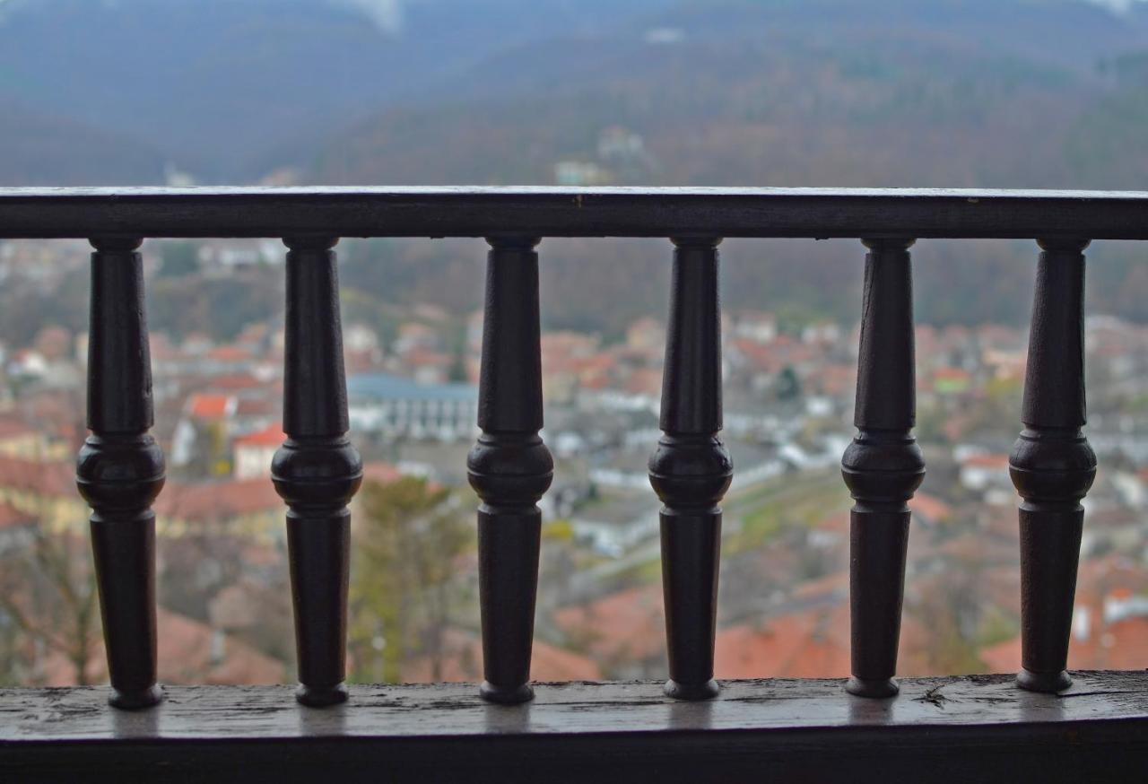 Complex Brashlyan Hotel Tryavna Exterior photo